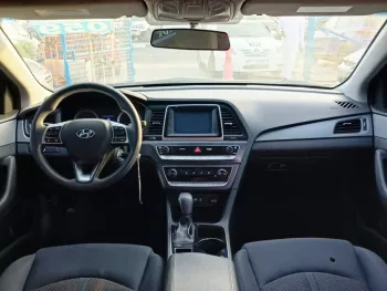 HYUNDAI SONATA SEDAN 2.4L 4CY PETROL GRAY 2018