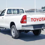 TOYOTA HILUX 2.4L DIESEL 4WD SINGLE CAB DLX-G MANUAL WHITE COLOR - Thumbnail 5