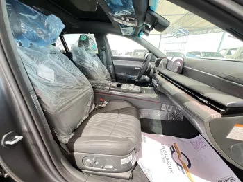 Genesis G90 Royal 3.5L 2025 Model Year Twin Turbo Premium Matt Gray Color