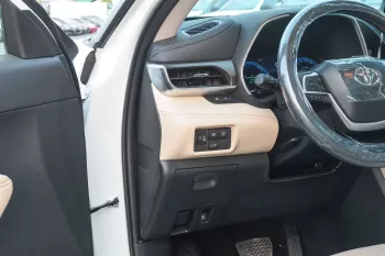 TOYOTA HIGHLANDER HYBRID 2.5L 2024 MODEL YEAR WHITE COLOR