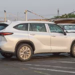 TOYOTA HIGHLANDER HYBRID 2.5L 2024 MODEL YEAR WHITE COLOR - Thumbnail 5