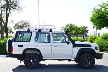 2025 MODEL YEAR TOYOTA LAND CRUISER 76 HARDTOP LX-G1 DIESEL MANUAL