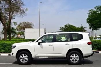 TOYOTA LAND CRUISER 300 EXR 2025 MODEL YEAR PETROL WHITE COLOR