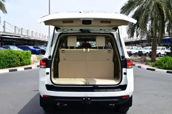 TOYOTA LAND CRUISER 300 EXR 2025 MODEL YEAR PETROL WHITE COLOR