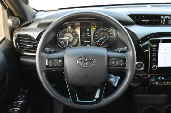 TOYOTA HILUX 2025 MODEL YEAR DOUBLE CAB ADVENTURE+ PETROL WHITE COLOR