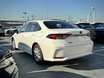 TOYOTA COROLLA PIONEER 1.8L HYBRID 2024 MODEL WHITE Automatic