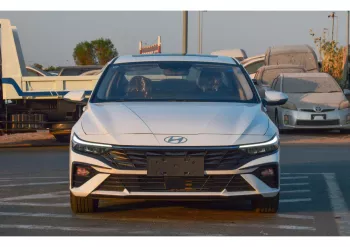 HYUNDAI ELANTRA 2025 MODEL YEAR 1.5L FWD PETROL SEDAN WHITE COLOR