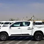TOYOTA HILUX DOUBLE CAB SR5 2025 MODEL YEAR 2.7L PETROL WHITE COLOR - Thumbnail 5