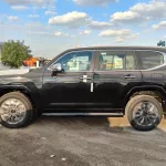 Toyota Land Cruiser LC300 VXR 2024 Model Year Petrol Full Option Black Color - Thumbnail 6