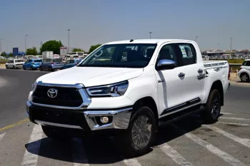 TOYOTA HILUX DOUBLE CAB PICKUP SR5 2025 MODEL YEAR PETROL WHITE COLOR