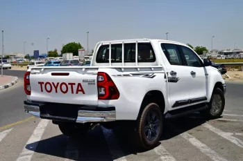TOYOTA HILUX DOUBLE CAB PICKUP SR5 2025 MODEL YEAR PETROL WHITE COLOR