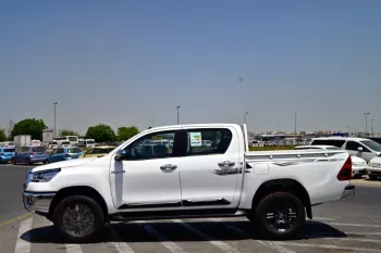 TOYOTA HILUX DOUBLE CAB PICKUP SR5 2025 MODEL YEAR PETROL WHITE COLOR