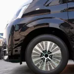 TOYOTA GRANVIA 3.5L PREMIUM 2025 MODEL YEAR GCC SPECS BLACK COLOR - Thumbnail 8