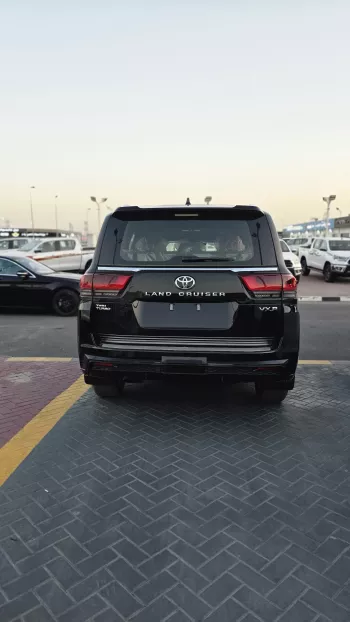 Toyota Land Cruiser VXR 2025 Model Year V6 3.5L Twin Turbo Petrol Black Color
