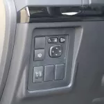 TOYOTA PRADO 2023 MODEL YEAR 2.7L PETROL WHITE COLOR EXTERIOR - Thumbnail 7