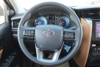 TOYOTA FORTUNER 2024 MODEL YEAR GX BASIC 2.7L PETROL 4WD BLACK COLOR