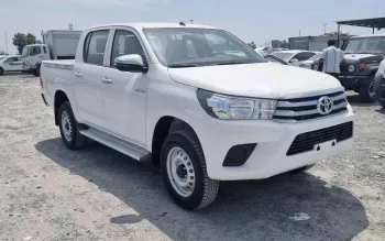 2025 Toyota Hilux DLX Double Cab (Basic-Option) 2.7L 4-Cyl Petrol A/T 4x4