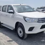 2025 Toyota Hilux DLX Double Cab (Basic-Option) 2.7L 4-Cyl Petrol A/T 4x4 - Thumbnail 3