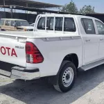 2025 Toyota Hilux DLX Double Cab (Basic-Option) 2.7L 4-Cyl Petrol A/T 4x4 - Thumbnail 6