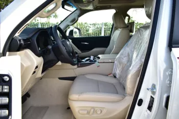 TOYOTA LAND CRUISER 300 GXR-V 2025 MODEL YEAR V6 4.0L PETROL WHITE COLOR
