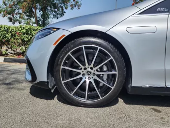 MERCEDES BENZ EQS 450 PREMIUM + PLUS 2022 MODEL YEAR WITH WARRANTY