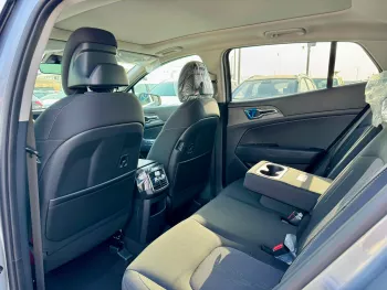 Kia Sportage 2WD 2.0L Petrol 2025 Model Year Silver Color Exterior