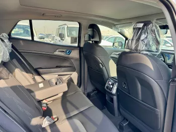 Kia Sportage 2WD 2.0L Petrol 2025 Model Year Silver Color Exterior