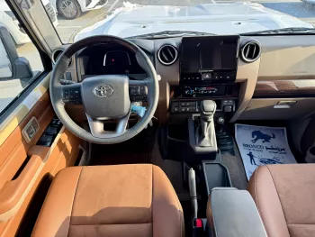 Toyota Land Cruiser 76 2.8L Diesel 5Door 2025 Model Year Beige Color Exterior