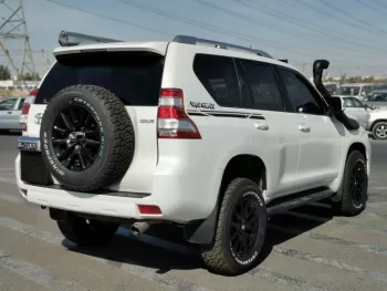 TOYOTA LAND CRUISER PRADO GXR 4WD SUV 4.0L V6 PETROL 2016 WHITE