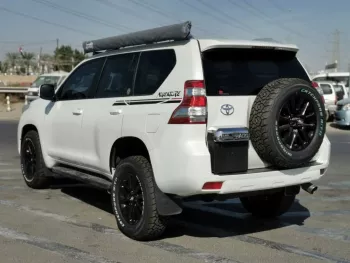 TOYOTA LAND CRUISER PRADO GXR 4WD SUV 4.0L V6 PETROL 2016 WHITE