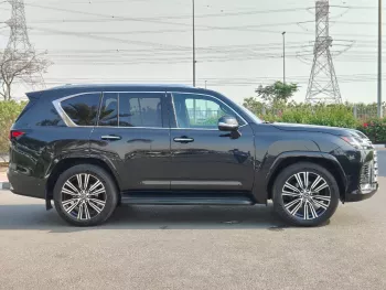 Lexus LX700h Signature (7-Seater) 2025 Model Year Hybrid Black Color