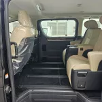 2025 Toyota Granvia Premium (Full-Option with Radar) 6-Seater 3.5L V6 Petrol A/T RWD - Thumbnail 12