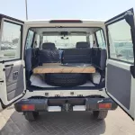 Toyota Land Cruiser LC71 LX 2024 Model Year 3-Door Hardtop Petrol White Color - Thumbnail 7