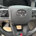 Toyota Land Cruiser LC300 GR-Sport 2025 Model Year Diesel Full-Option Black Color - Thumbnail 12