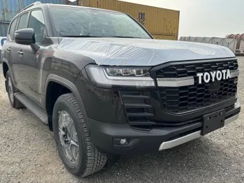 Toyota Land Cruiser LC300 GR-Sport 2025 Model Year Diesel Full-Option Black Color