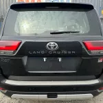 Toyota Land Cruiser LC300 GR-Sport 2025 Model Year Diesel Full-Option Black Color - Thumbnail 7