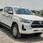 Toyota Hilux Double Cable GLX 2025 Model Year Full Option Diesel White Color - Thumbnail 3