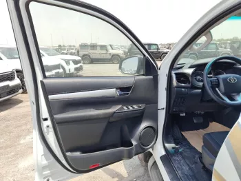 Toyota Hilux Double Cable GLX 2025 Model Year Full Option Diesel White Color