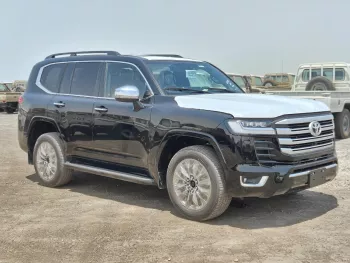 Toyota Land Cruiser LC300 VXR 2025 Model Year Twin Turbo Petrol A/T Black Color