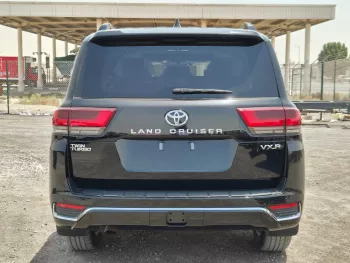 Toyota Land Cruiser LC300 VXR 2025 Model Year Twin Turbo Petrol A/T Black Color