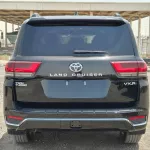 Toyota Land Cruiser LC300 VXR 2025 Model Year Twin Turbo Petrol A/T Black Color - Thumbnail 8