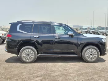 Toyota Land Cruiser LC300 VXR 2025 Model Year Twin Turbo Petrol A/T Black Color