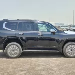 Toyota Land Cruiser LC300 VXR 2025 Model Year Twin Turbo Petrol A/T Black Color - Thumbnail 5