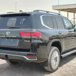 Toyota Land Cruiser LC300 VXR 2025 Model Year Twin Turbo Petrol A/T Black Color - Thumbnail 6
