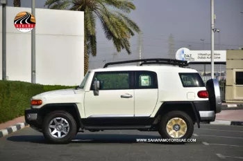 2022 TOYOTA FJ CRUISER V6 4.0L PETROL AT