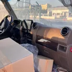Toyota Land Cruiser 79 LX-V 2024 Model Year Full-Option Diesel A/T Brown Color - Thumbnail 18