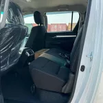 2025 Toyota Hilux SR5 Double Cab (Full-Option with Push-Start & Rear Differential-Lock) 2.7L 4-Cyl Petrol M/T 4x4 - Thumbnail 18