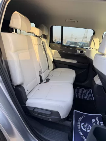 Hyundai Santa Fe SE 2.5L Petrol V4 2024 Model Year Silver Color Exterior
