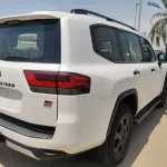 Toyota Land Cruiser LC300 GR-Sport 2023 Model Year 3.3L V6 Diesel White Color - Thumbnail 4
