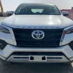 2024 Toyota Fortuner Adventure SR5 2.8L 4-Cyl Turbo Diesel A/T AWD 4x4  - Thumbnail 2